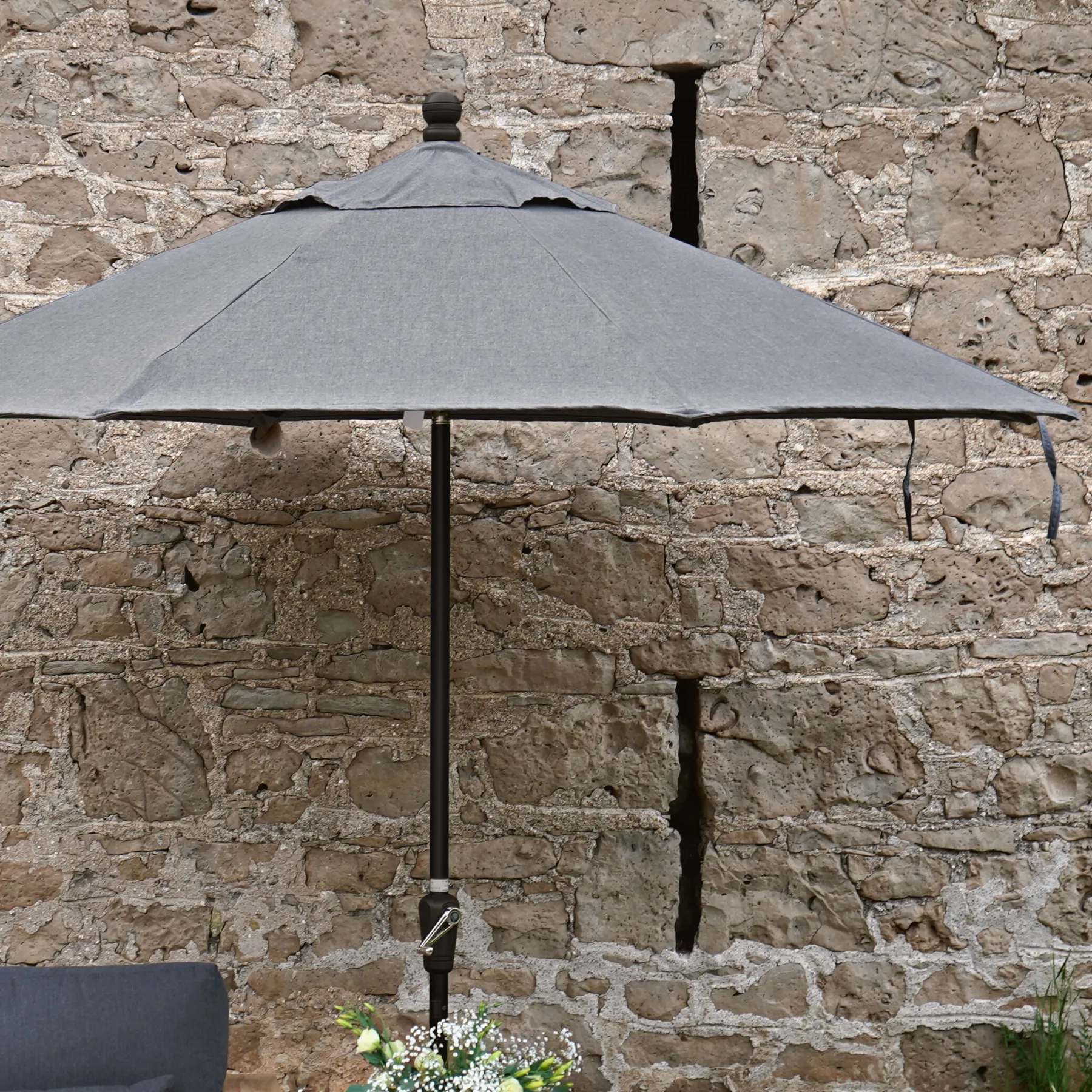 9' Auto Tilt Market Umbrella