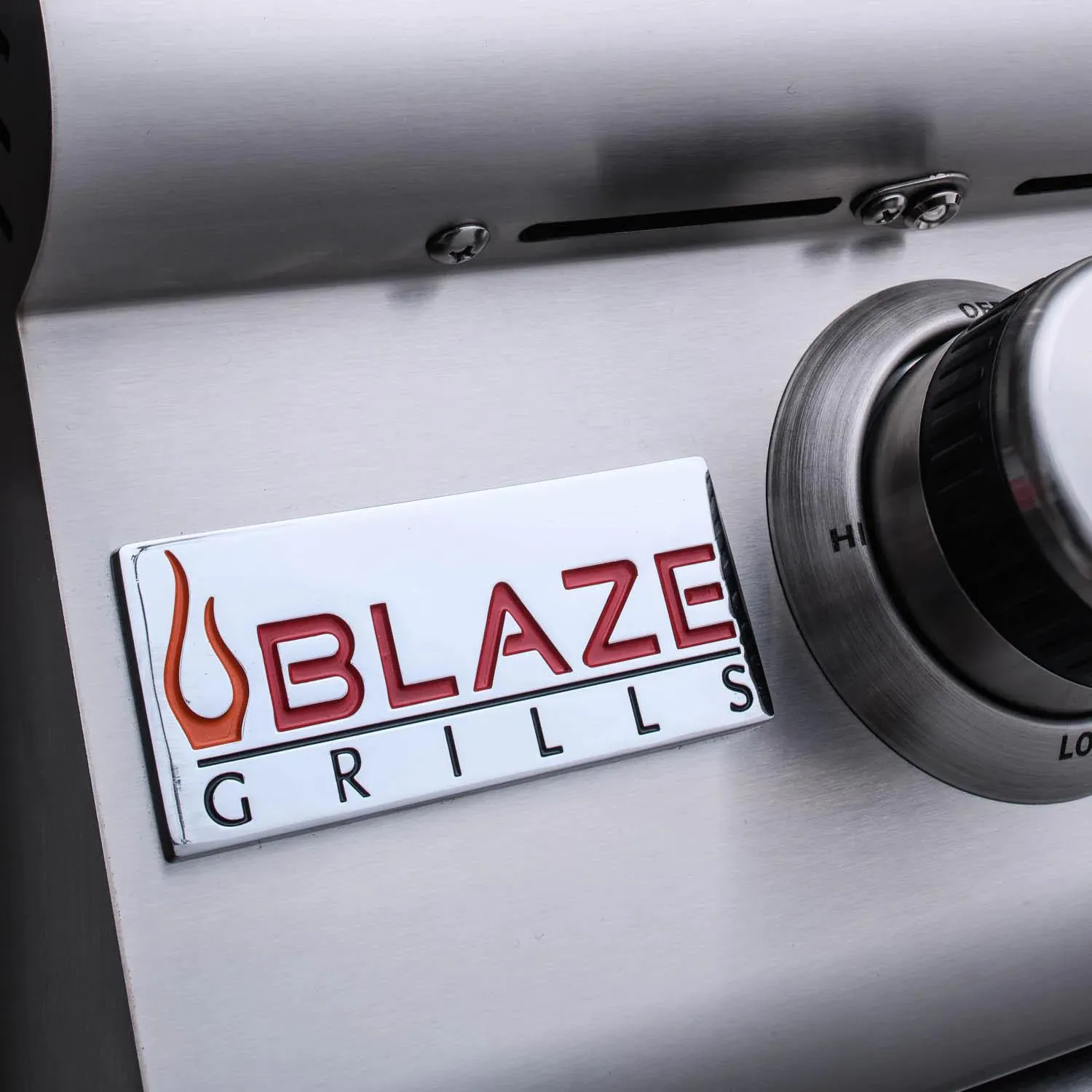 Blaze 6 ft BBQ Island with Premium 32-Inch LTE Series Natural Gas Grill in Stainless Steel (BLZ-SS-ISLAND-4LTE2-NG)